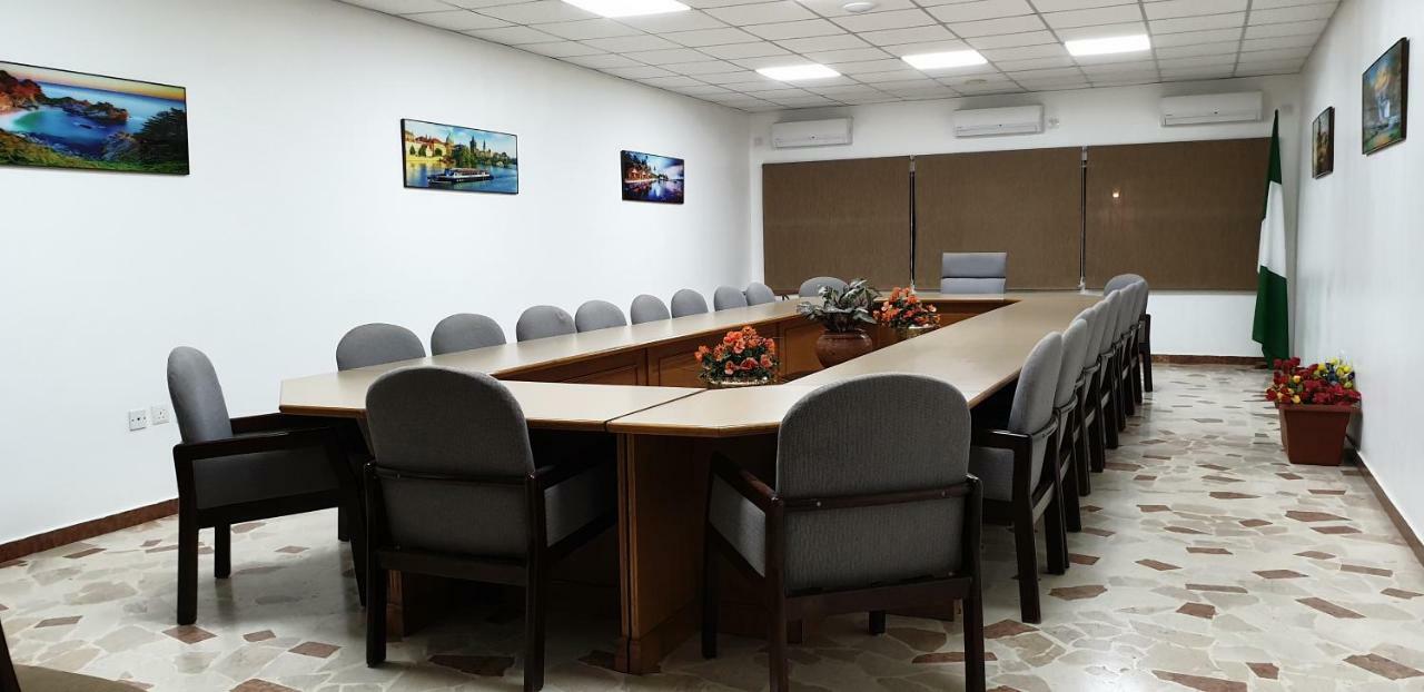 Prince Hotel Кано Екстериор снимка